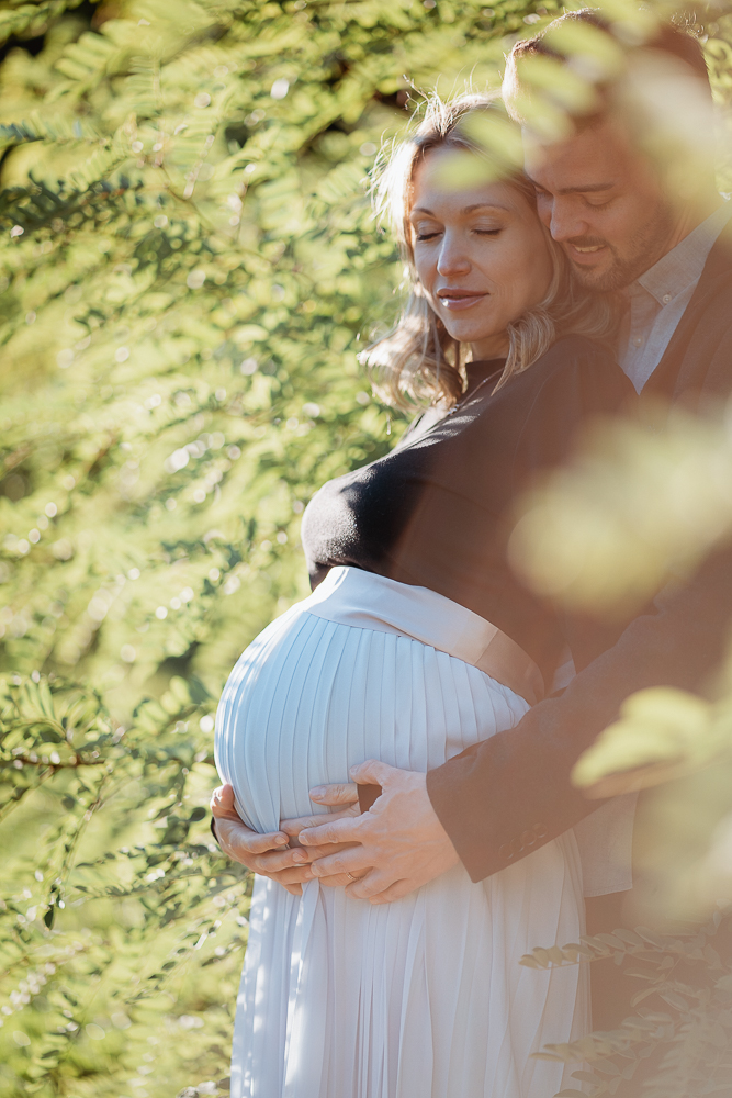 babybauchshooting-schwangerschaftsshooting-schwangerenbilder-familienshooting-fotografie-kirchheimteck-esslingen-goeppingen-nuertingen-stuttgart