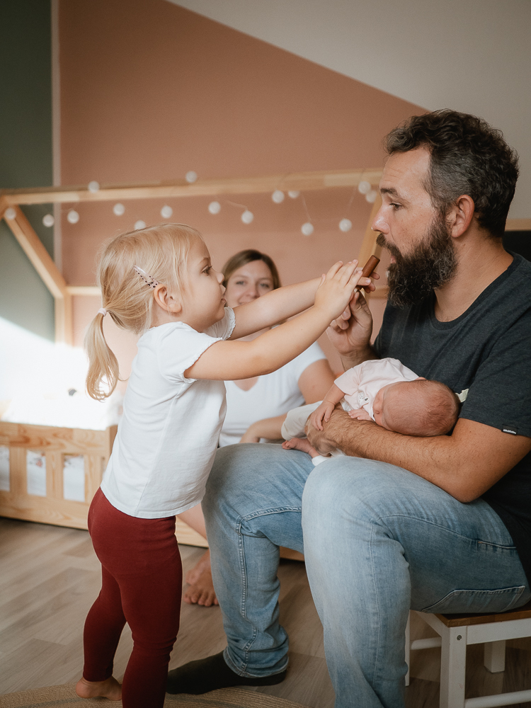 newbornshooting-neugeborenenshooting-familienshooting-babybfotografie-geschwisterbilder-fotografie-kirchheimteck-esslingen-goeppingen-nuertingen